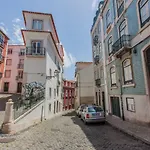 Alfama Sunny & Typical Apartment, By Timecooler * Lisboa