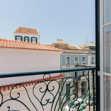Alfama Sunny & Typical Apartment, By Timecooler Daire Lisboa