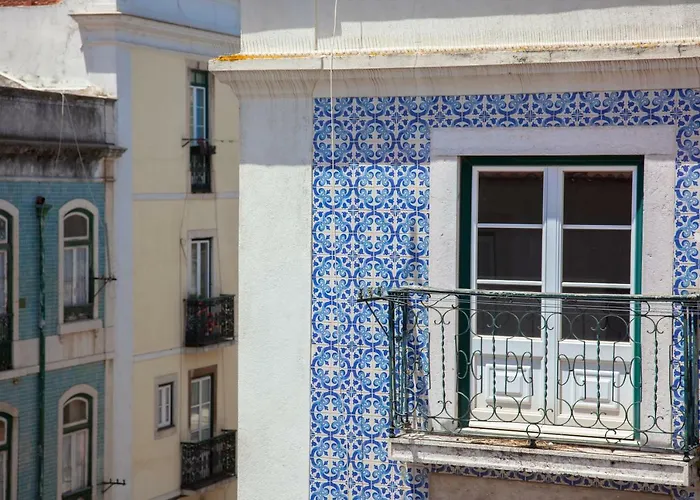 דירה Alfama Sunny & Typical Apartment, By Timecooler ליסבון