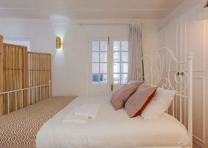 דירה Alfama Sunny & Typical Apartment, By Timecooler
