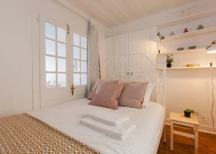 דירה Alfama Sunny & Typical Apartment, By Timecooler