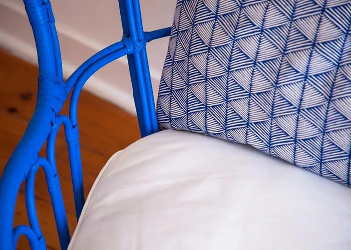 Alfama Sunny & Typical Apartment, By Timecooler *