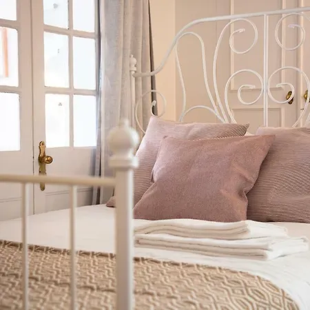 Apartament Alfama Sunny & Typical Apartment, By Timecooler Lizbona